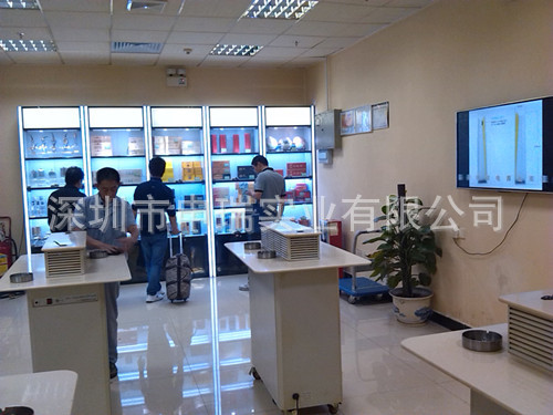 �����҃����O��